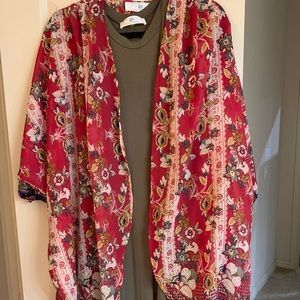 Infinity raine Pretty floral wrap